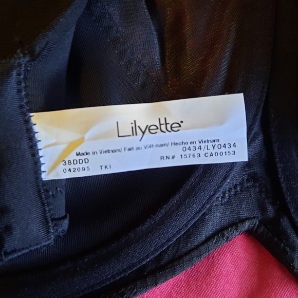 Lilyette Bra - Picture 4 of 5